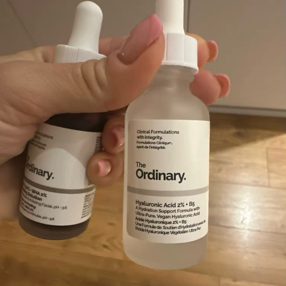 The Ordinary Hyaluronic Acid 2% + B5 - White
